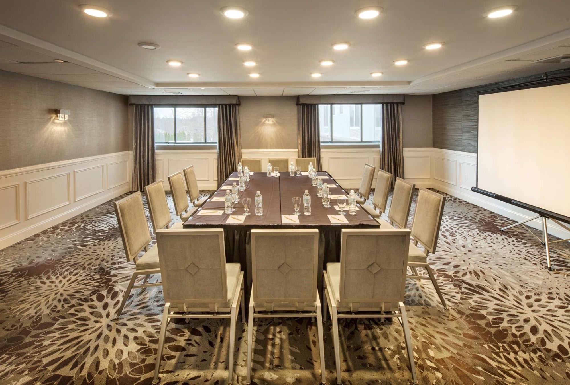 Doubletree By Hilton Nanuet Hotell Eksteriør bilde